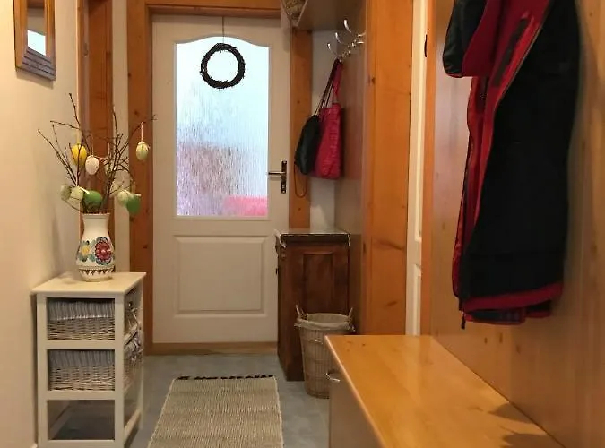 Emma Lägenhet *